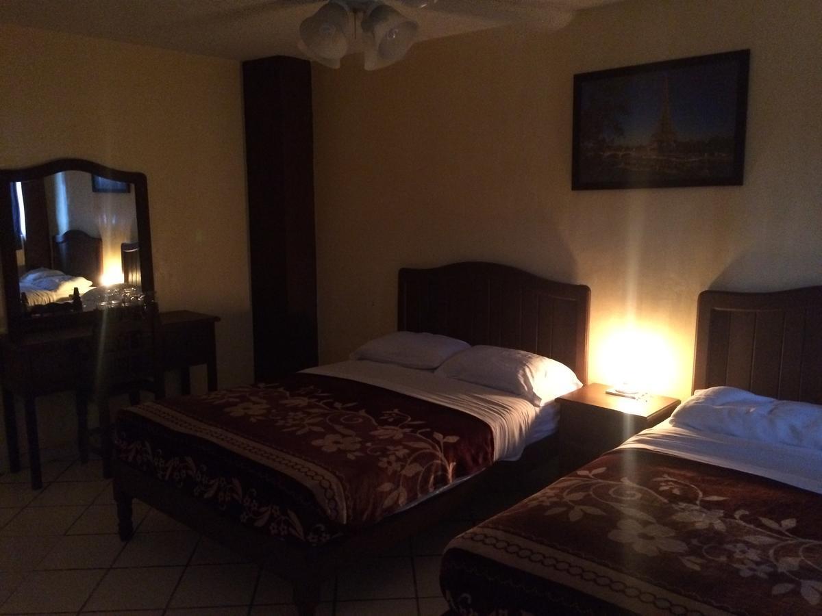 Hotel Del Centro Cordoba Bagian luar foto