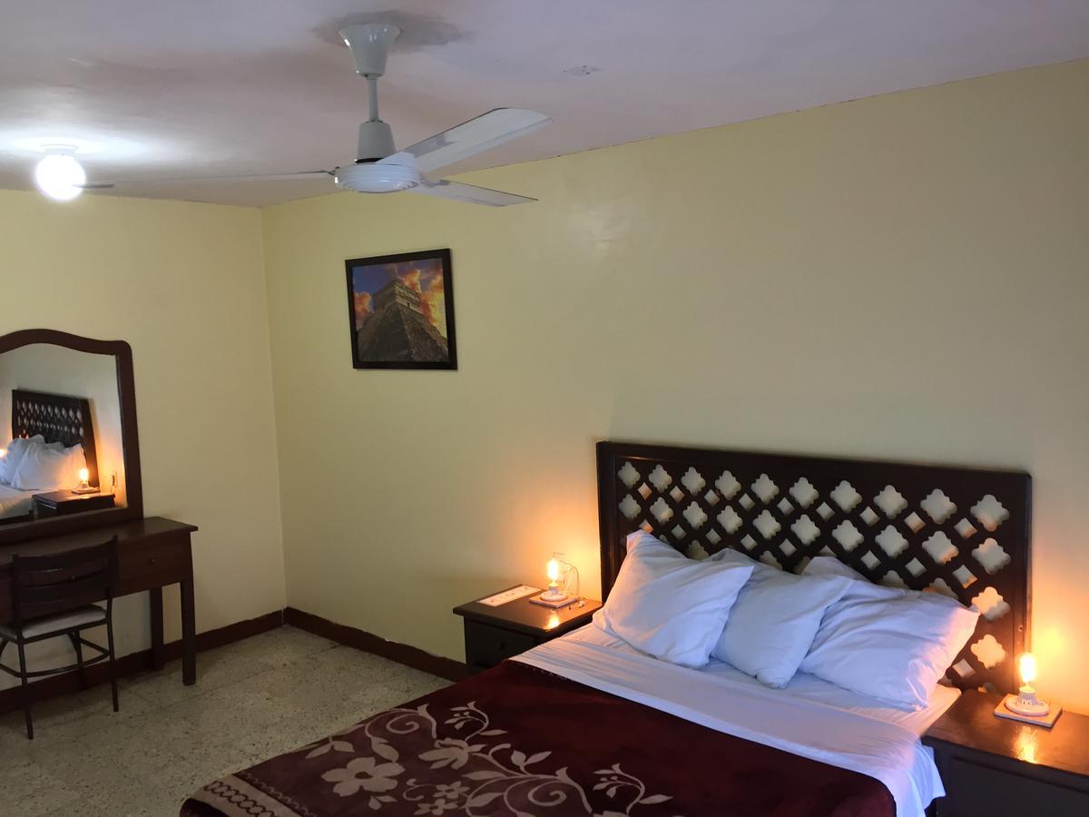 Hotel Del Centro Cordoba Bagian luar foto